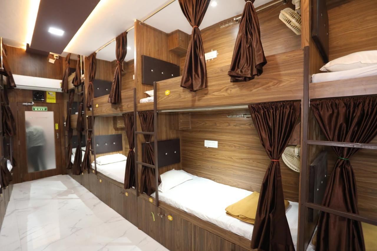 Mango Marol Dormitory Мумбаї Екстер'єр фото