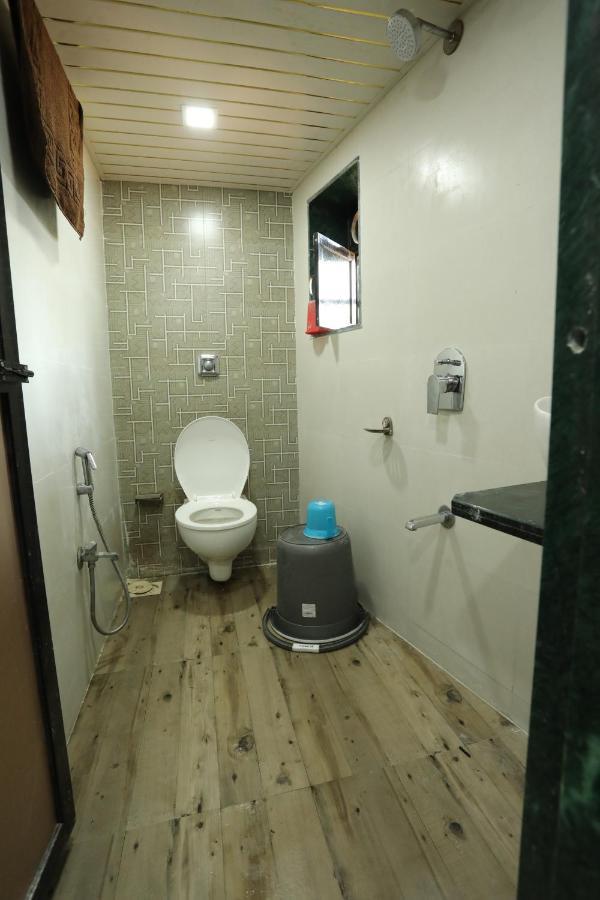 Mango Marol Dormitory Мумбаї Екстер'єр фото